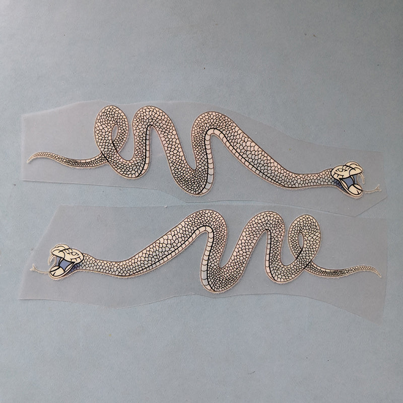 glow in dark snake sticker